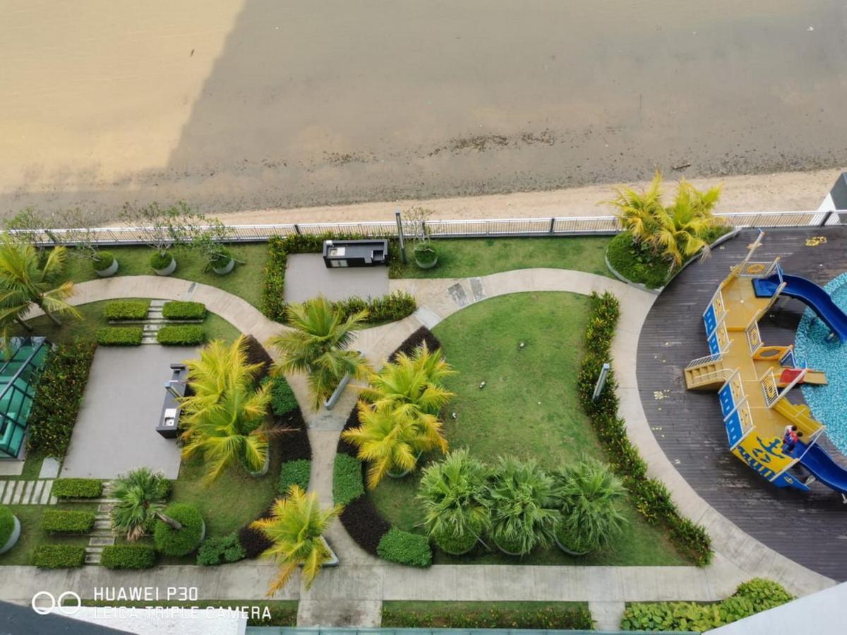 Homezz Imperium Residence Kuantan Studio Seaview Екстериор снимка