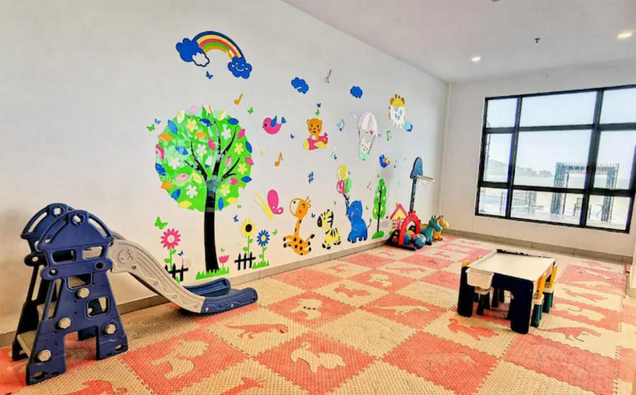 Homezz Imperium Residence Kuantan Studio Seaview Екстериор снимка
