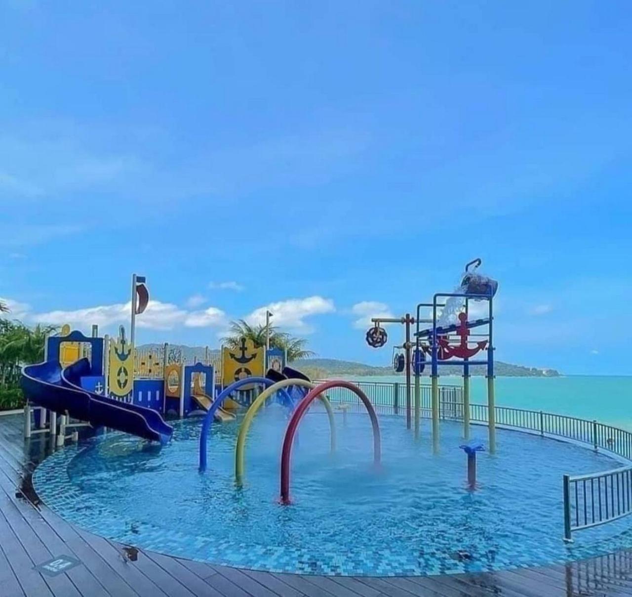 Homezz Imperium Residence Kuantan Studio Seaview Екстериор снимка